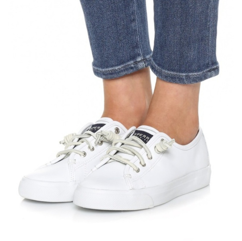 Like new Sperry Shoes 8.5